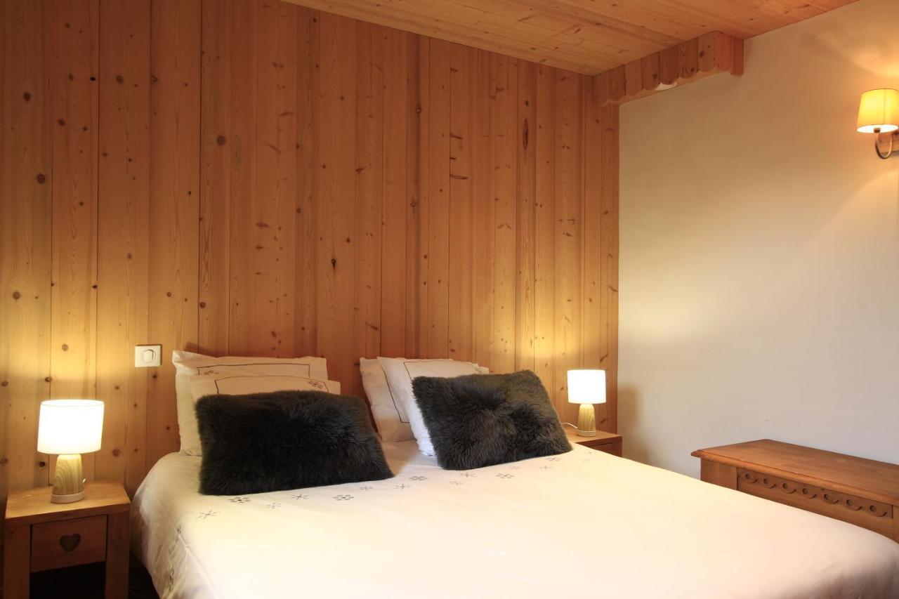 Gite Balneo Au Coeur Des Alpes Taninges Exterior foto