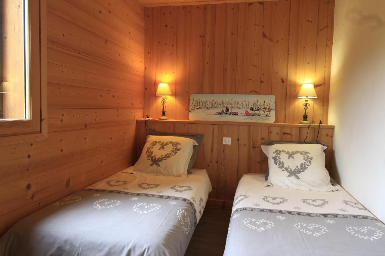 Gite Balneo Au Coeur Des Alpes Taninges Exterior foto
